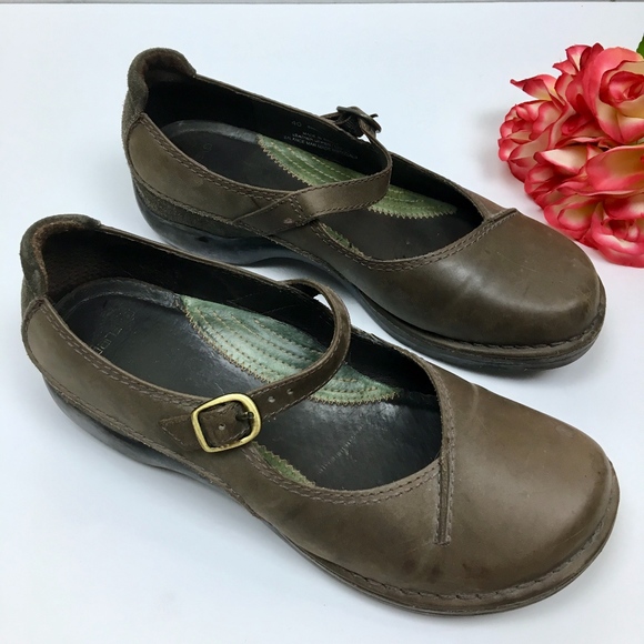 Dansko Shoes - DANSKO Brown LEATHER Mary Jane Clogs Size 10